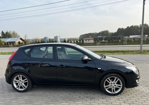 Hyundai I30 cena 16400 przebieg: 207000, rok produkcji 2009 z Orneta małe 67